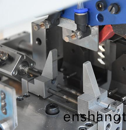 全(quan)自(zi)動(dòng)高速裁線剝皮(pi)機(jī)（編織熱(re)剝(bo)）